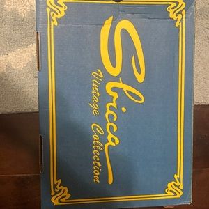 Size 10 sbicca heels. Tan in color.